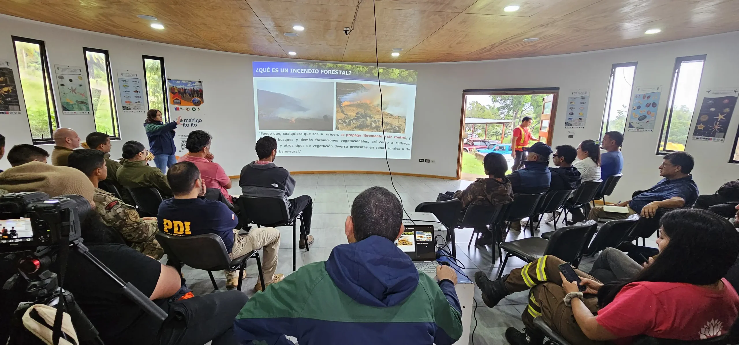 Análisis de la vegetación contínua que representa un alto riesgo de incendio.